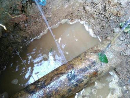 新宾楼顶漏水维修公司分享下漏水检测的原理